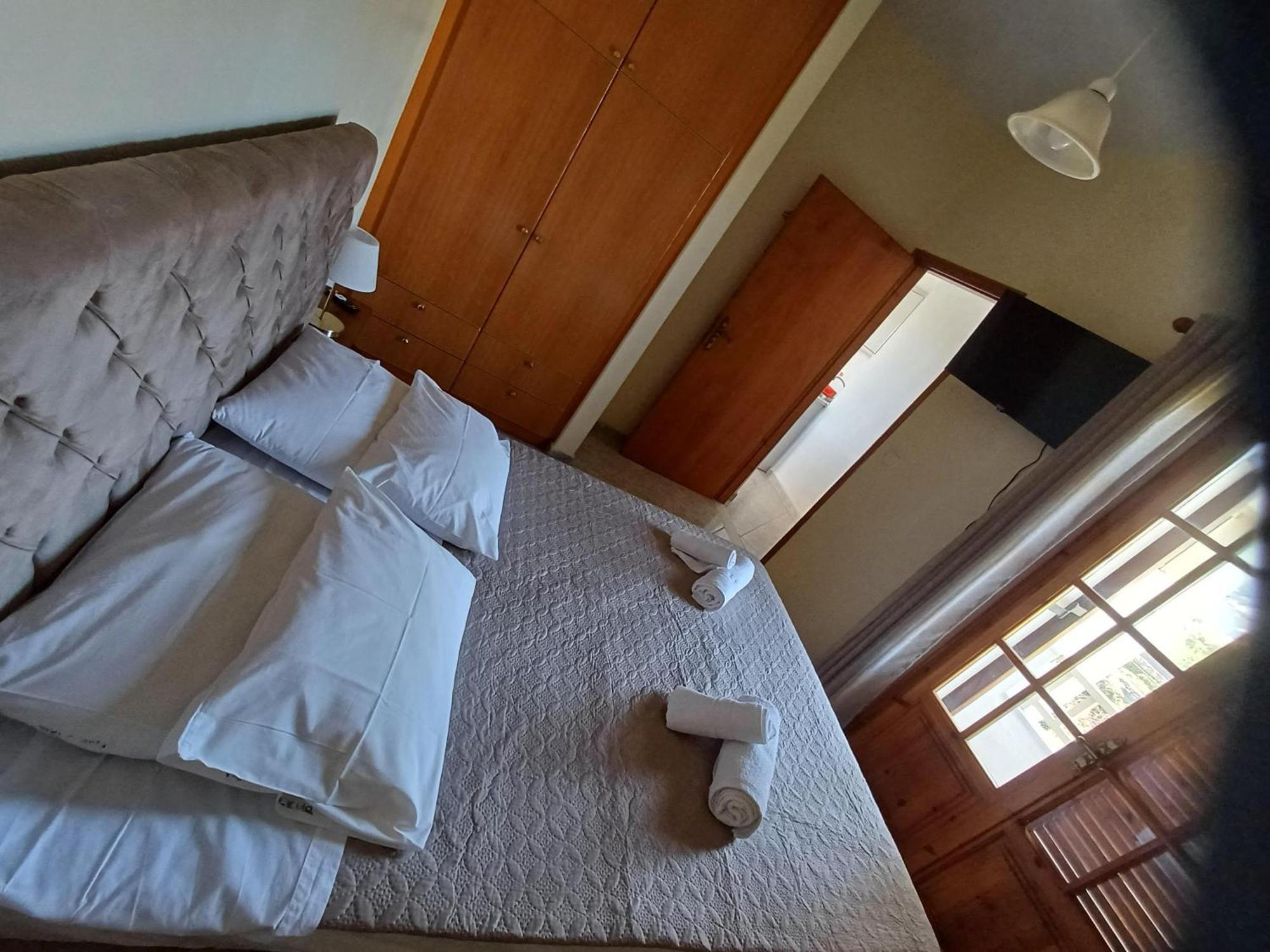 Pela Apartments سيسي المظهر الخارجي الصورة